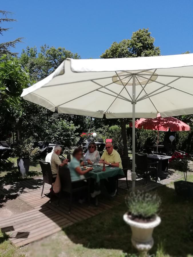 La Mirabelle-Casteil Country House Guest House Ngoại thất bức ảnh
