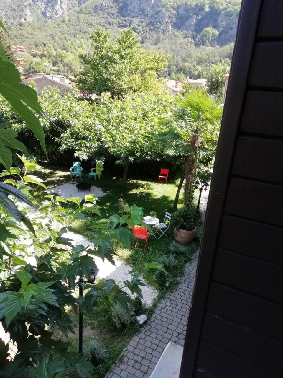La Mirabelle-Casteil Country House Guest House Ngoại thất bức ảnh