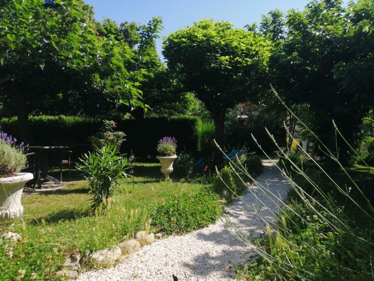 La Mirabelle-Casteil Country House Guest House Ngoại thất bức ảnh